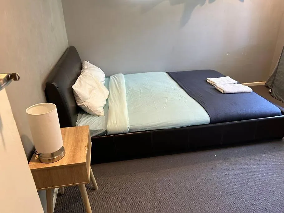 Family 3-Bedroom Everton Hills Apartment Brisbane 0*,  Australia