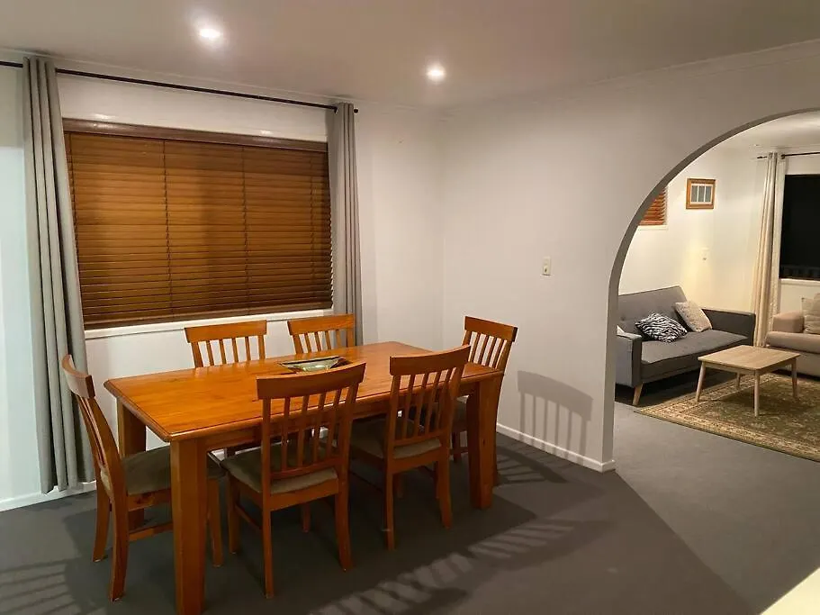 Family 3-Bedroom Everton Hills Apartment Brisbane Australia