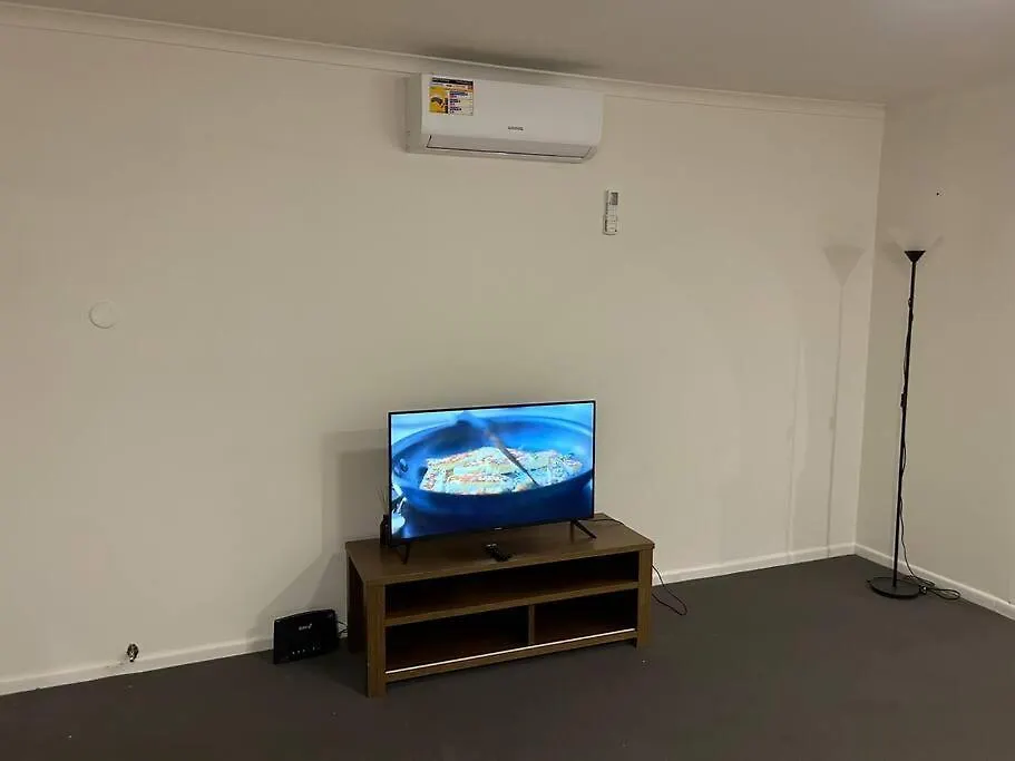 Family 3-Bedroom Everton Hills Apartment Brisbane 0*,